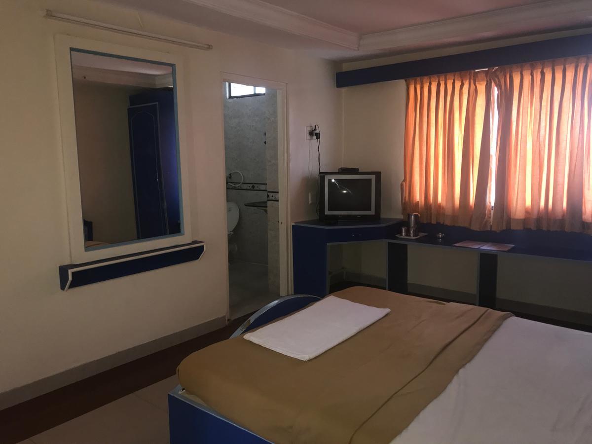 Hotel Sap Residency Tiruppur Exterior foto
