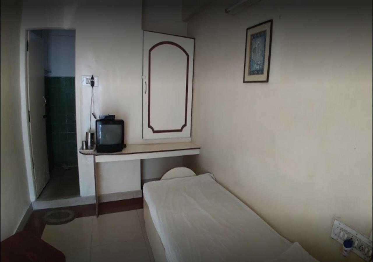 Hotel Sap Residency Tiruppur Exterior foto